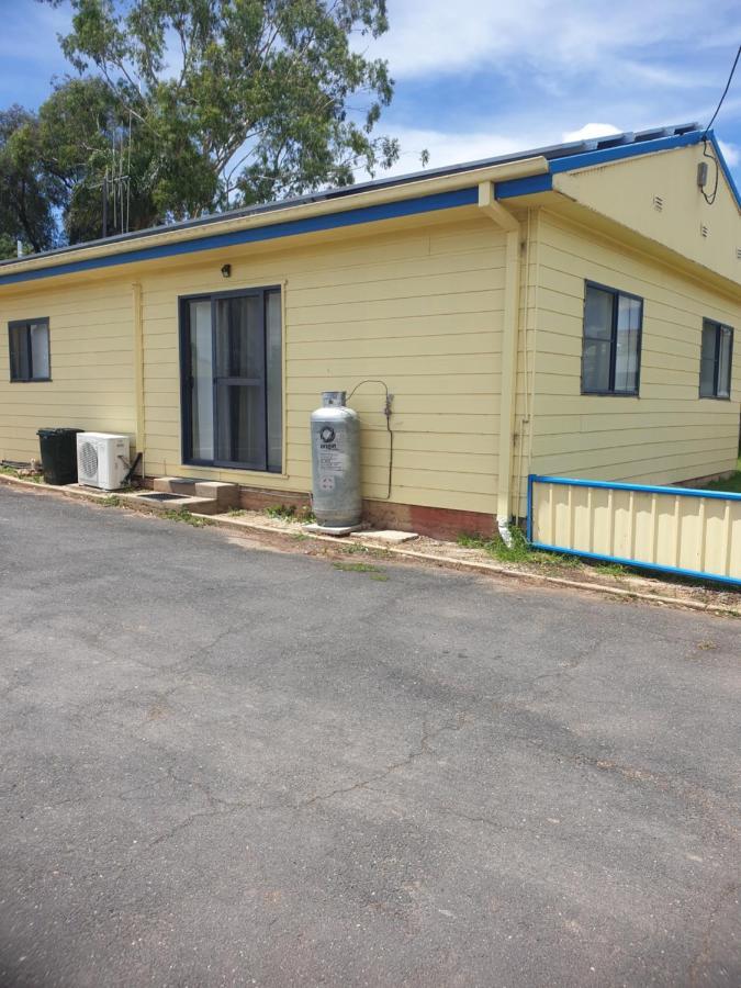 Newell Hwy Caravan Park Parkes Ngoại thất bức ảnh